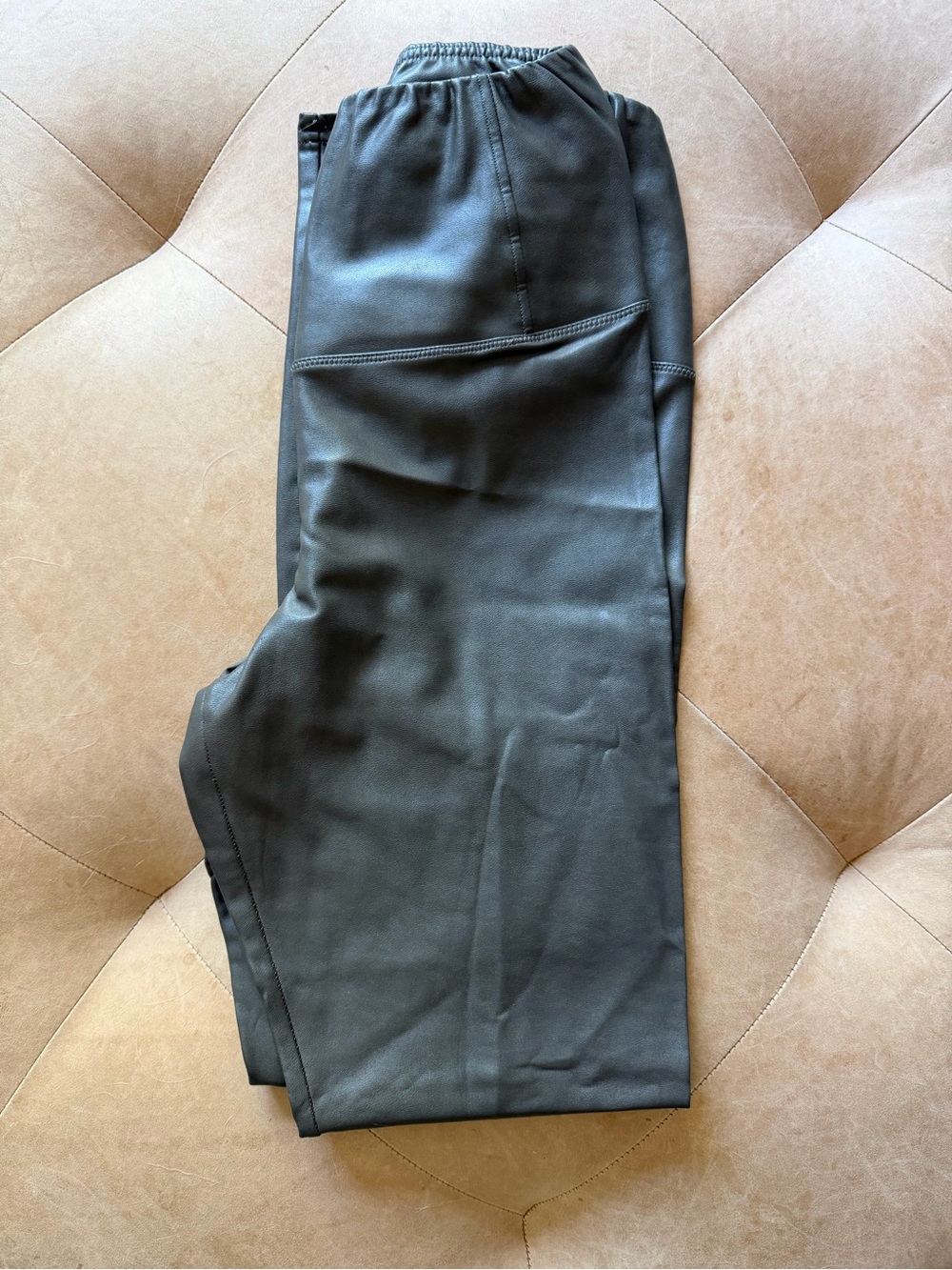 Wilfred Faux Leather Pants in Dark Olive